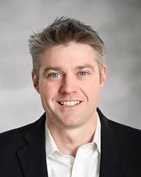 Headshot of Chris Taylor